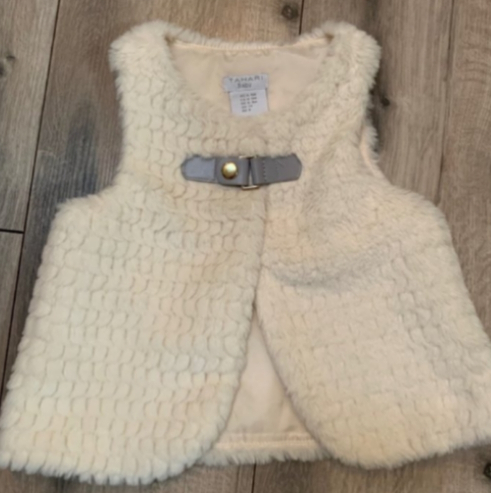 Tahari Baby Faux Fur Vest 6-9 mo Cream